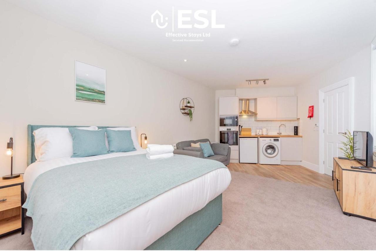 Studio 2, Second Floor Town Centre Apartment Shrewsbury Dış mekan fotoğraf